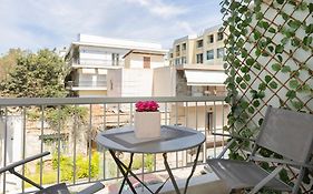 Le Plaza, Modern Escape Near Thessaloniki Center